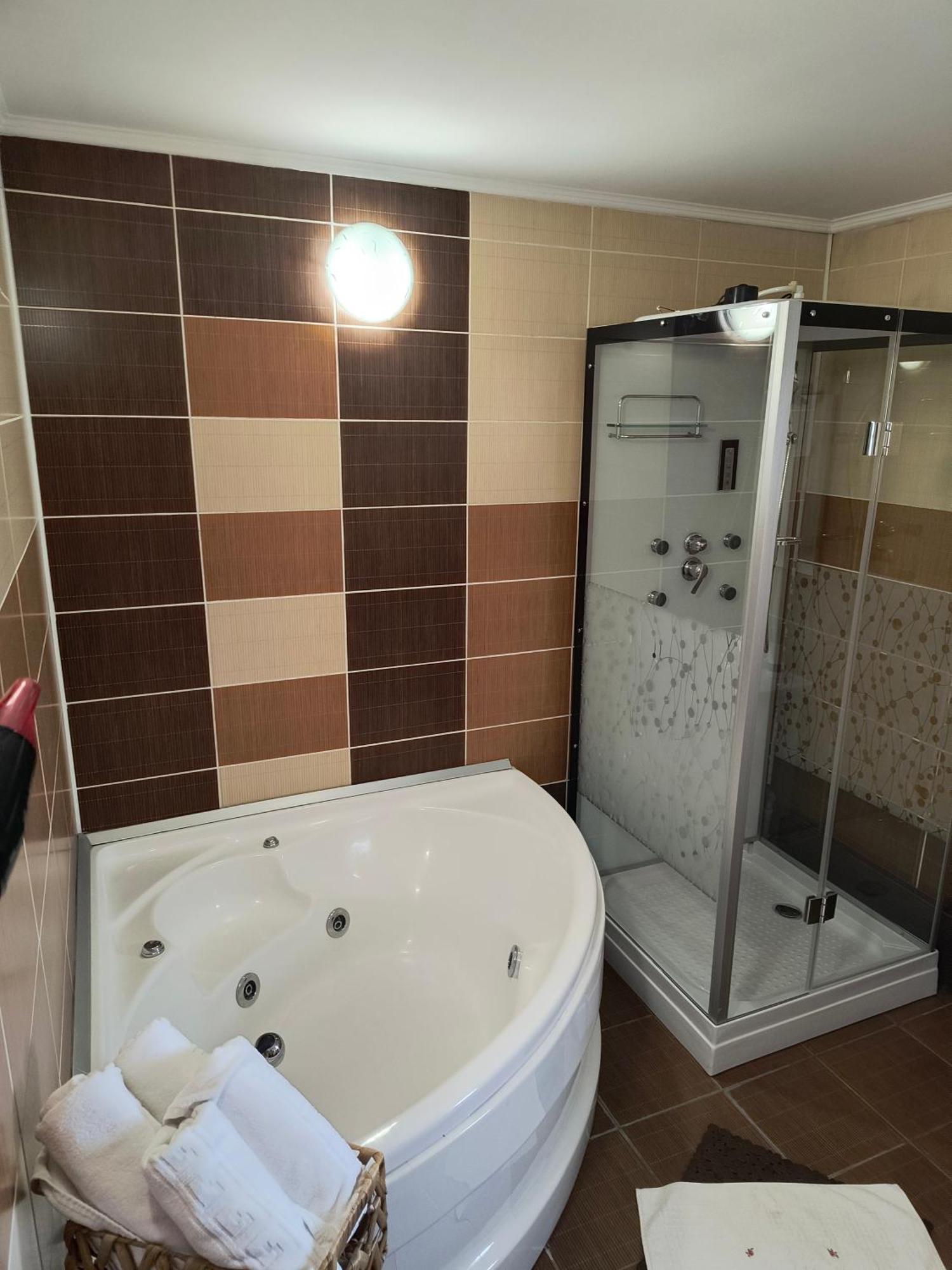 בראשוב Casa Mais מראה חיצוני תמונה